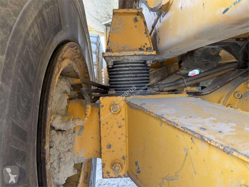 عربة قلابة Volvo
