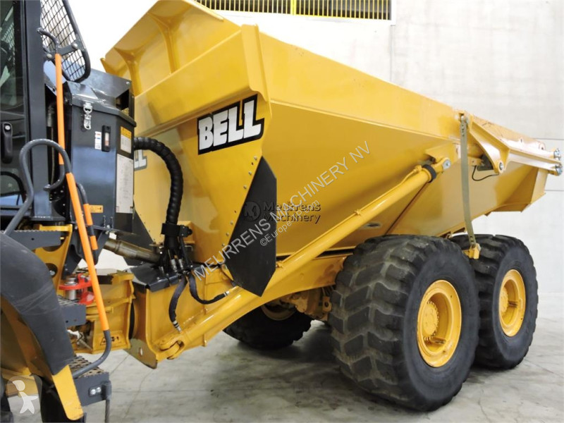 عربة قلابة Bell B30E