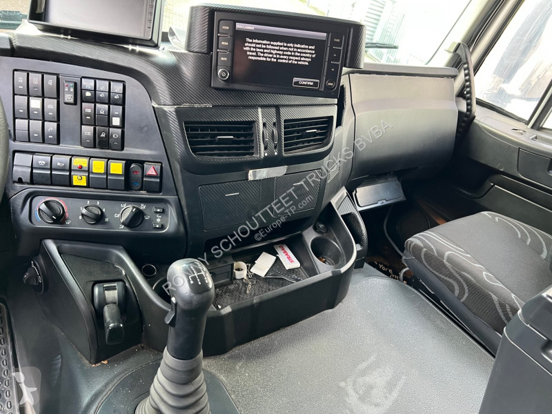 Vrachtwagen  Trakker AT410T50 8x4 Trakker...