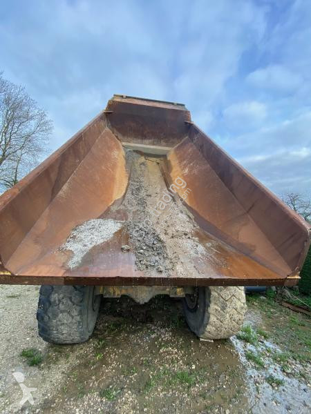 Basculantă Volvo