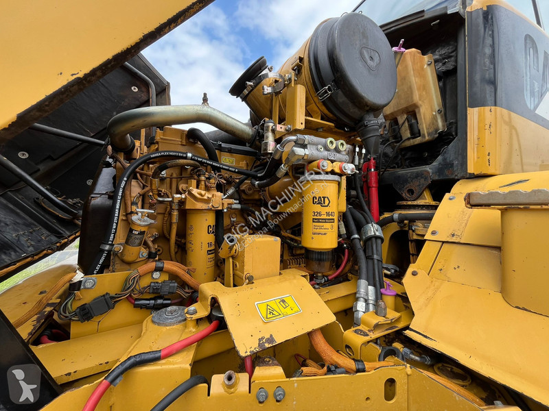 Dumper Caterpillar
