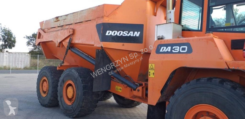 Basculantă  Wozidło przegubowe DOOSAN DA 30