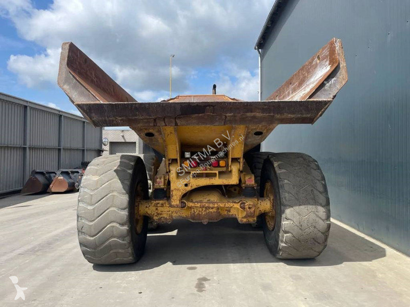 Sklápač Caterpillar | 735