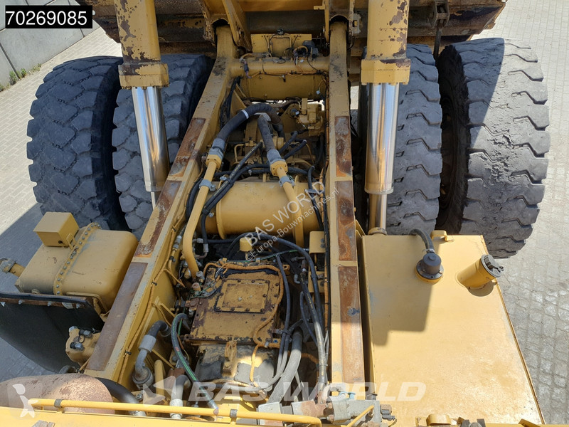 Dumper Caterpillar