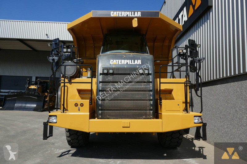 Dumper Caterpillar