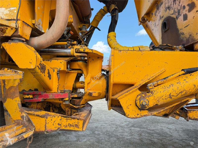 Basculantă Volvo Nr. 5