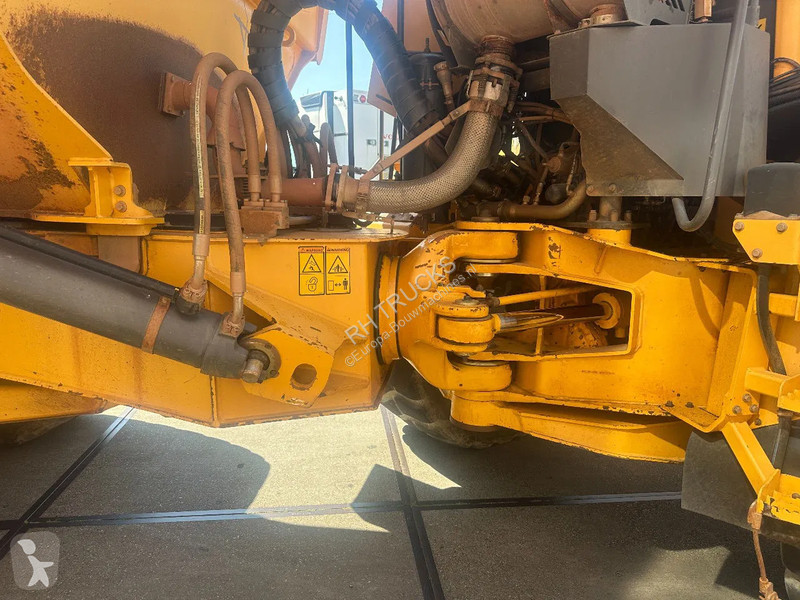 Dumper Volvo E CE 32427 HOURS