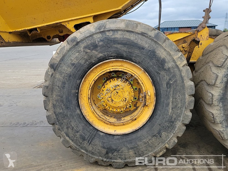 Basculantă Bell B30E