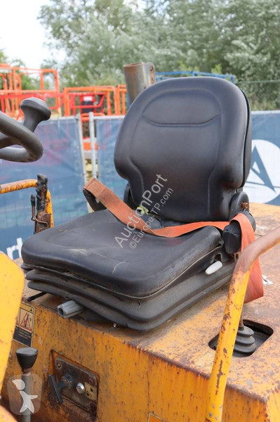 Dumper Thwaites MACH665