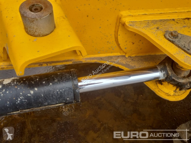 Sklápěčka JCB 6TFT