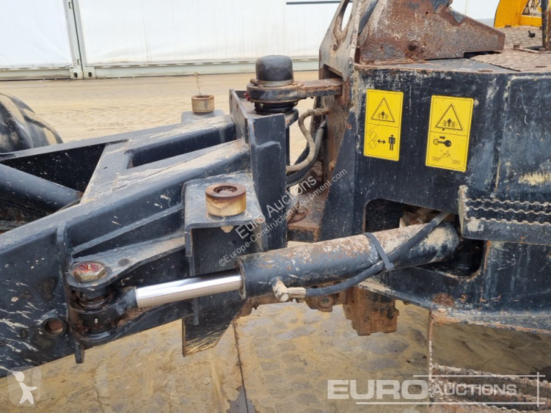 Sklápěčka JCB 6TFT