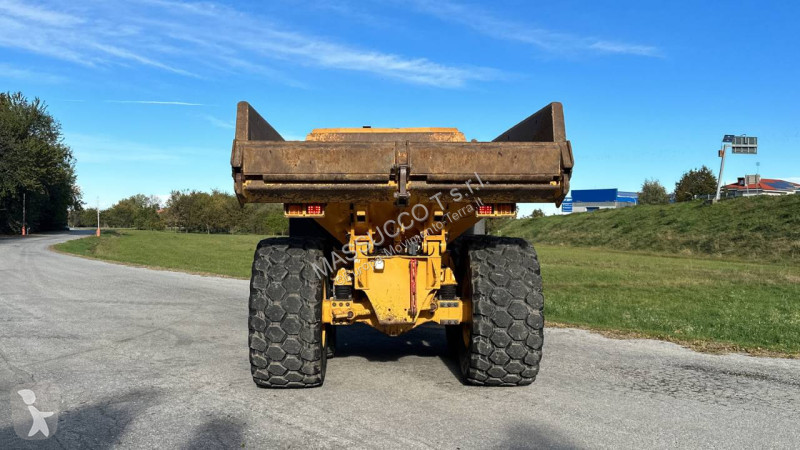 عربة قلابة Volvo 6x6