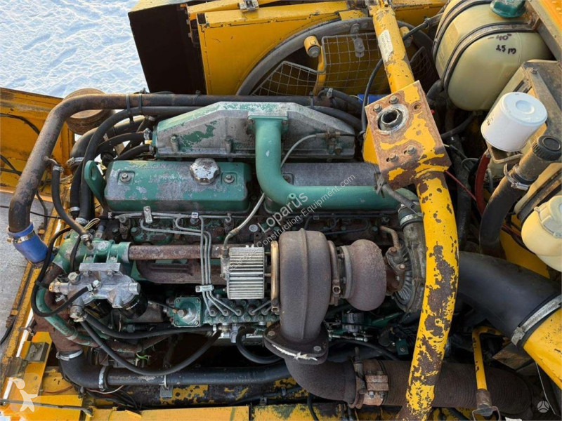 Карьерный самосвал Volvo