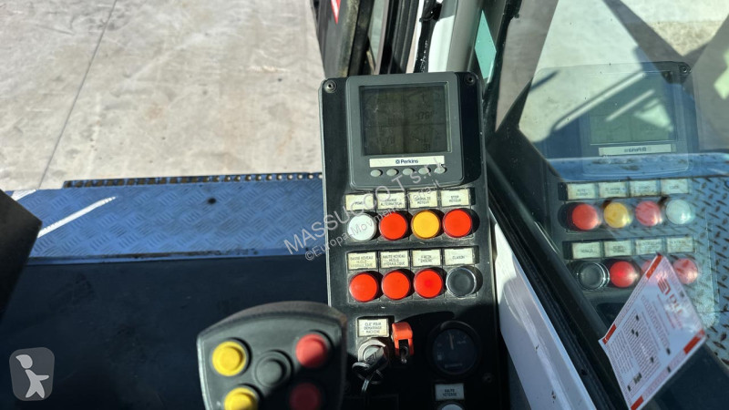 Sklápač  MULETRAX 2500