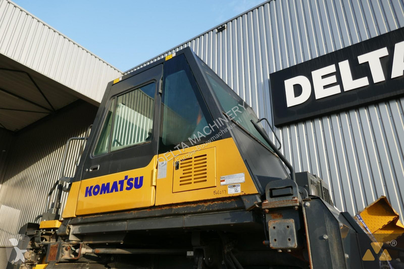 Sklápač Komatsu HD405-8