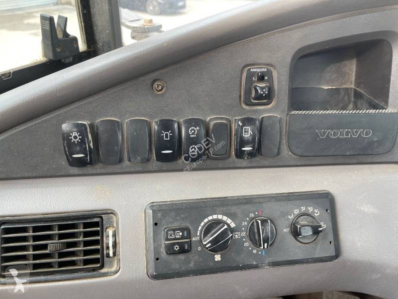 Sklápač Volvo A30G
