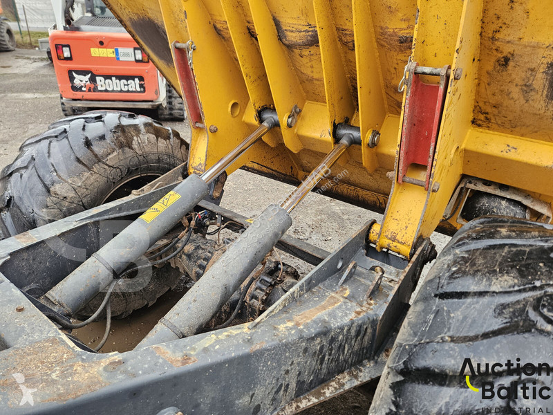 Sklápač Terex TA9
