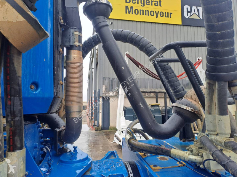 عربة قلابة Caterpillar 745