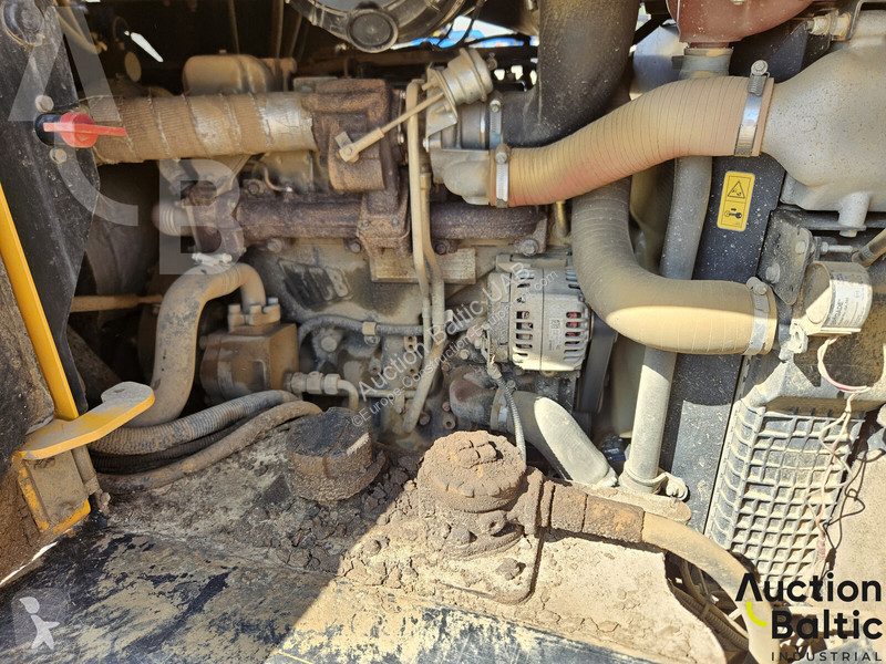 عربة قلابة JCB 9TFT