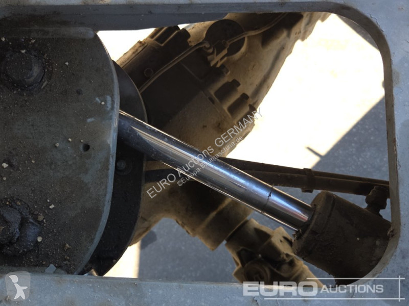 عربة قلابة Thwaites MACH 657