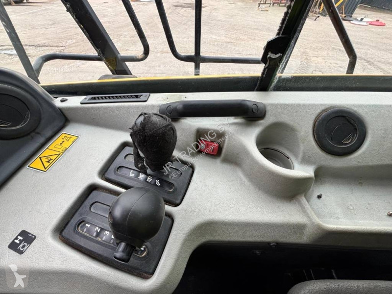 Tippvagn Caterpillar 730 C (CE)
