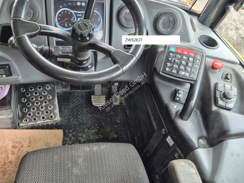 عربة قلابة Bell B45E