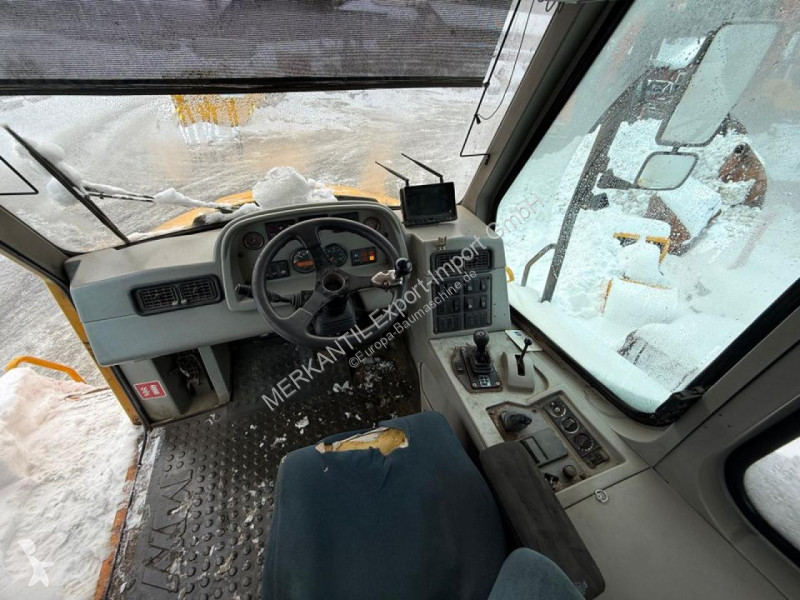 Dumper   Moxy MT31