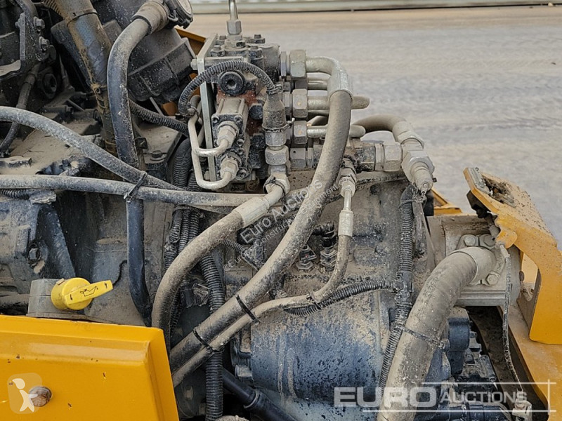 Basculantă Hydrema 912F