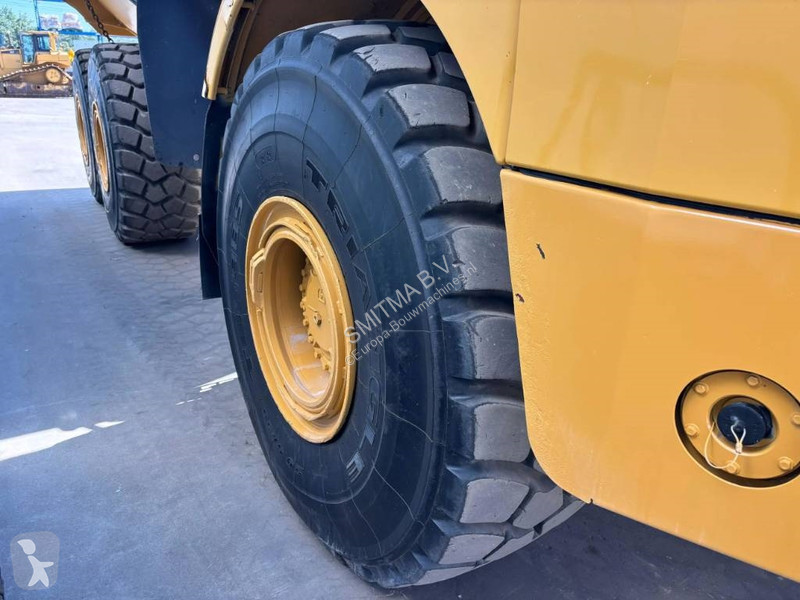Sklápač Caterpillar 745 04A