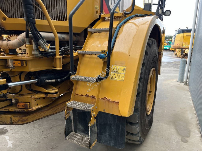 عربة قلابة Caterpillar C