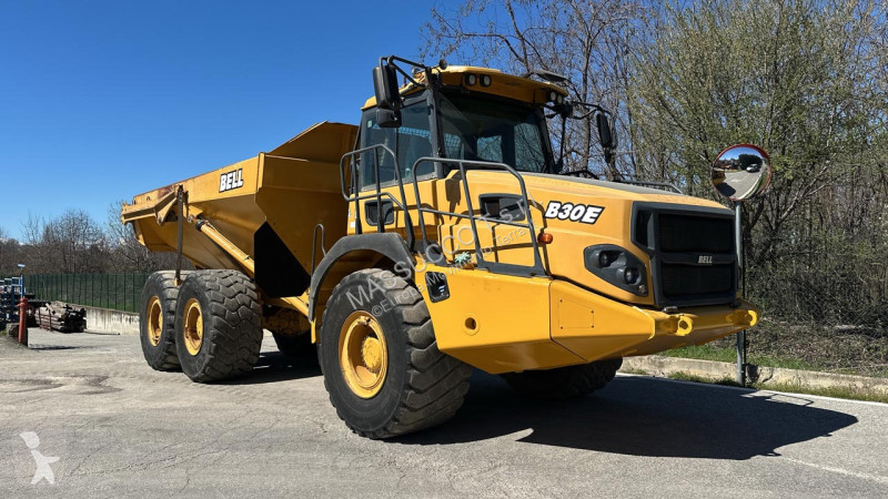 عربة قلابة Bell B30E 6x6