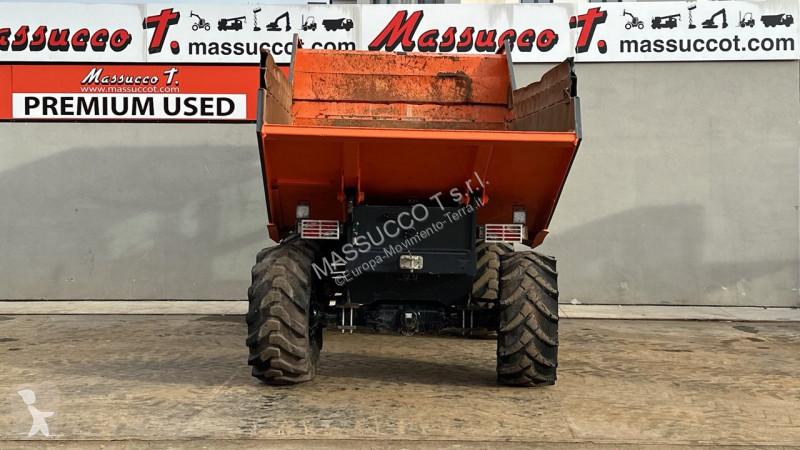 Sklápač  D12 4x4x4