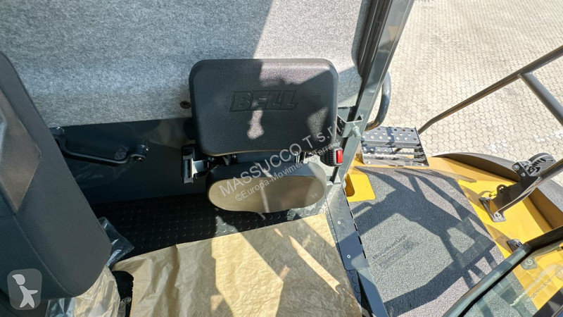 عربة قلابة Bell B50E 6x6