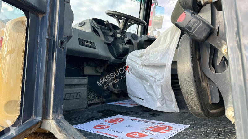 عربة قلابة Bell B25E 6x6
