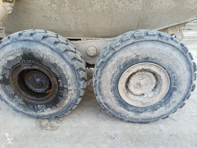 Sklápač Komatsu