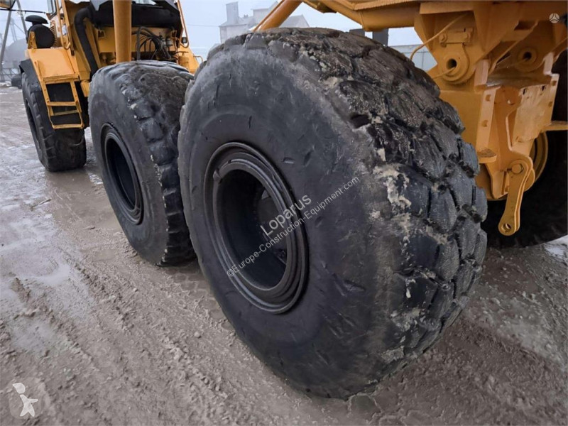 Карьерный самосвал Volvo