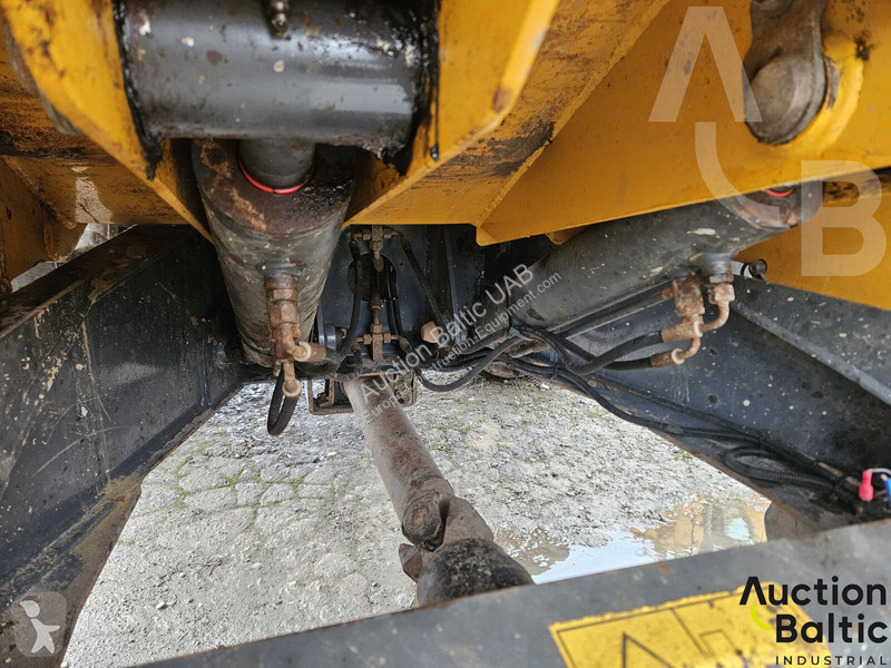 Sklápač Terex TA9