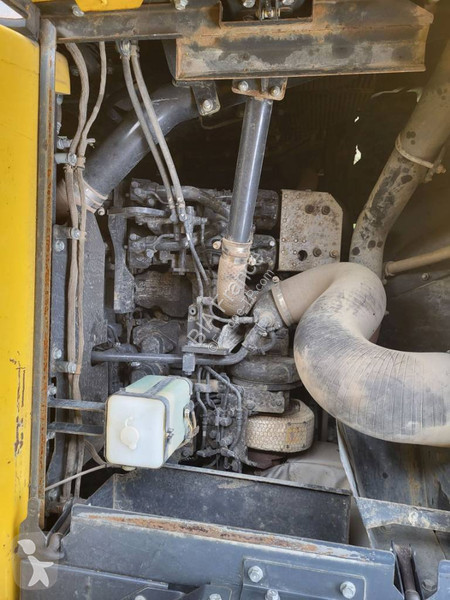 عربة قلابة Komatsu HD405-8