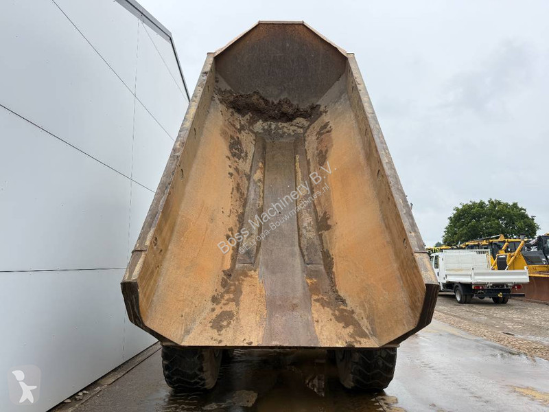 عربة قلابة Caterpillar - Body Heating / Backup...
