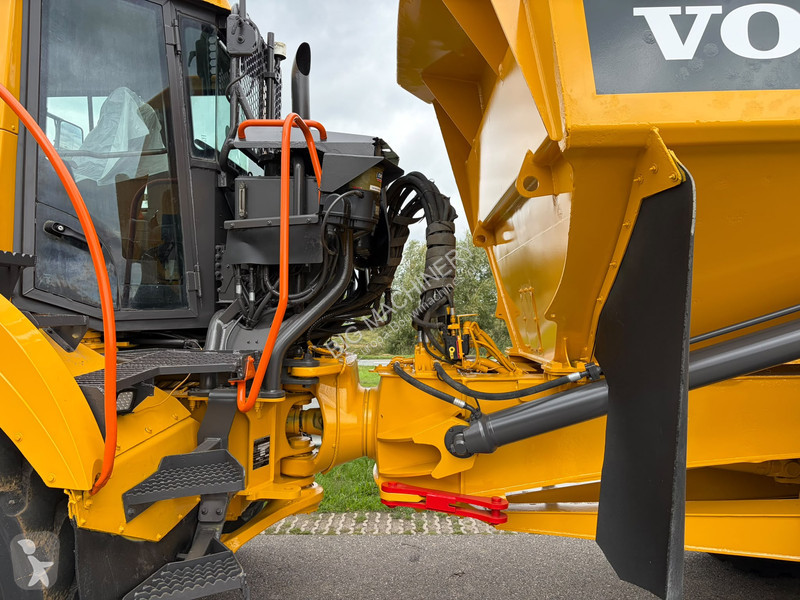 عربة قلابة Volvo G