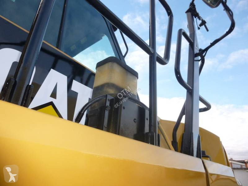 Tombereau Caterpillar 730C