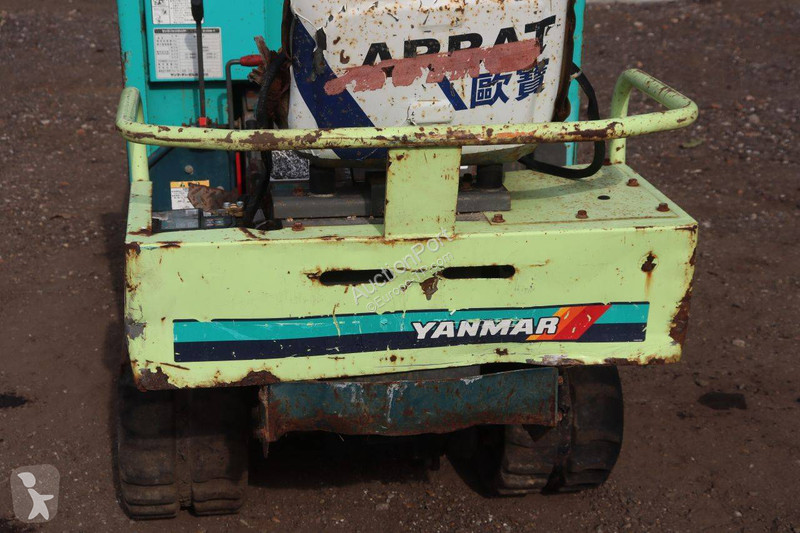 Tombereau Yanmar 1