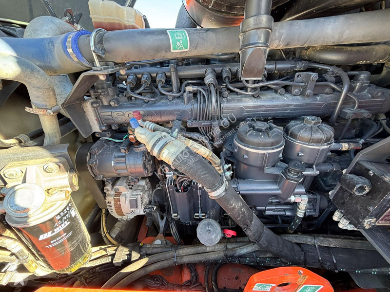 عربة قلابة Doosan 6x6