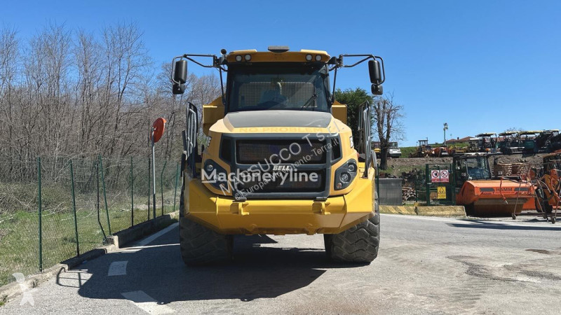 عربة قلابة Bell B30E 6x6