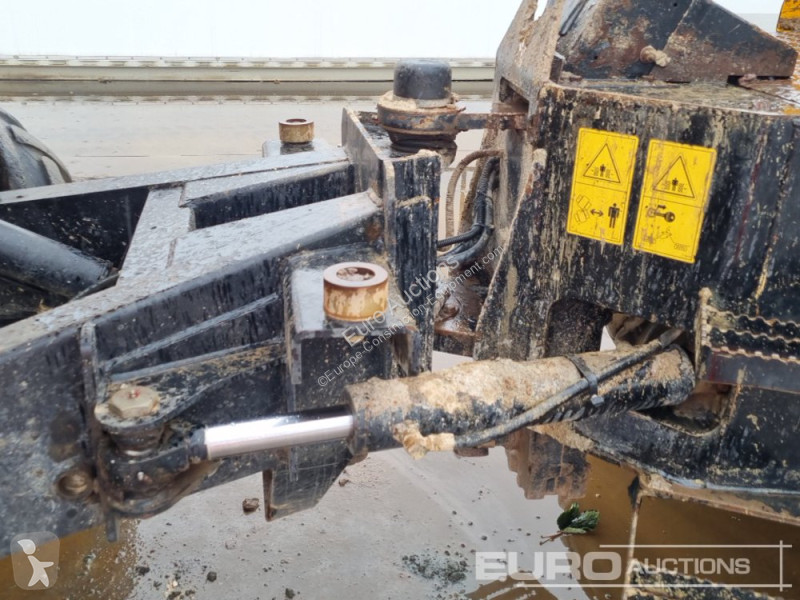 Sklápěčka JCB 6TFT