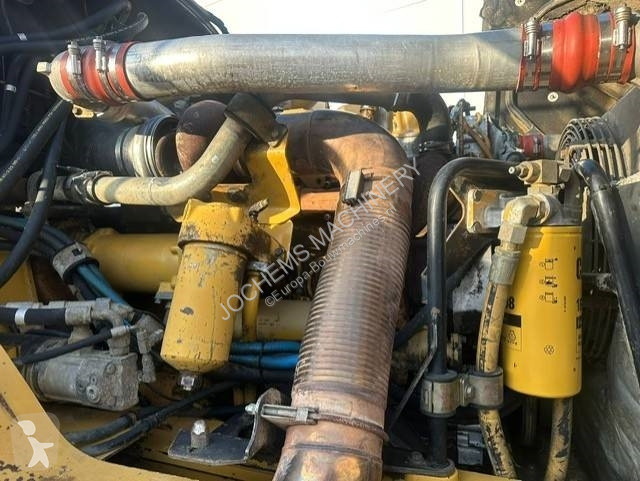 عربة قلابة Caterpillar 740 Dumper