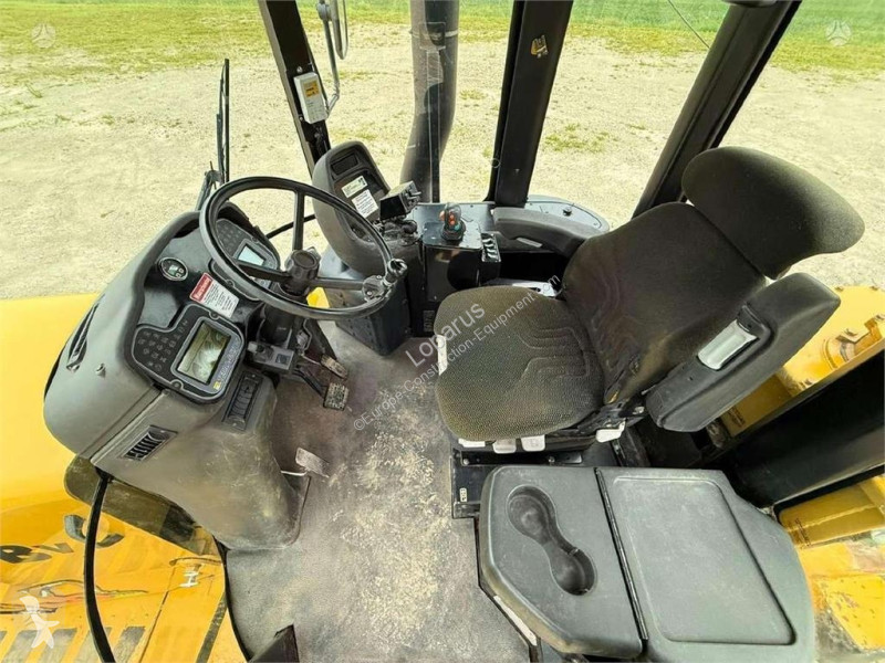 Карьерный самосвал Caterpillar TerraGator 2104...