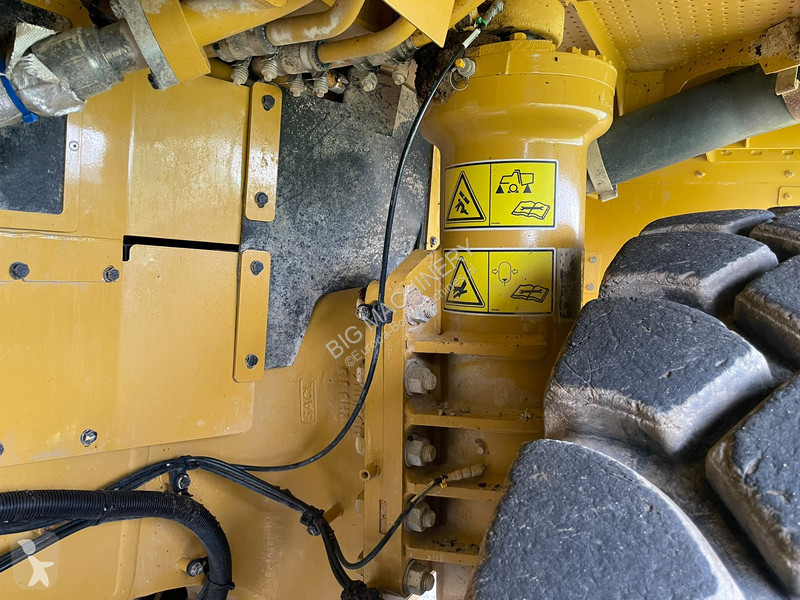 عربة قلابة Caterpillar G