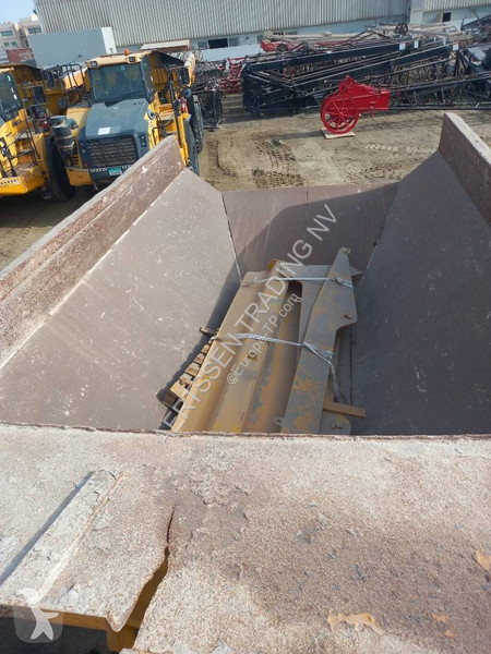 Sklápač Komatsu R (4 units available for sale...