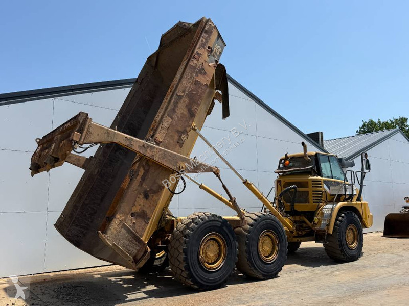 Sklápač Caterpillar - Automatic Greasing / Airco